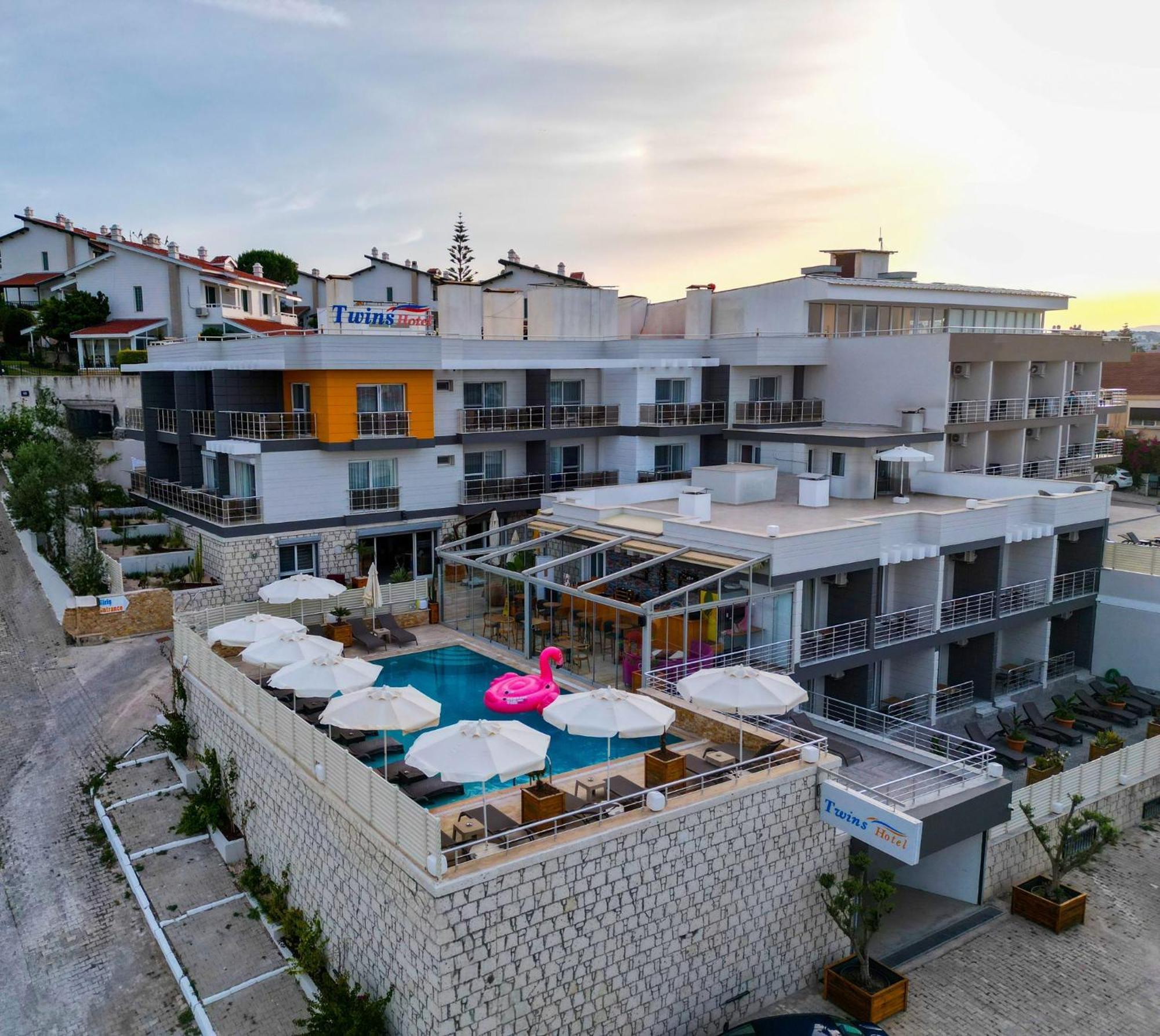Twins Hotel Cesme Exterior photo